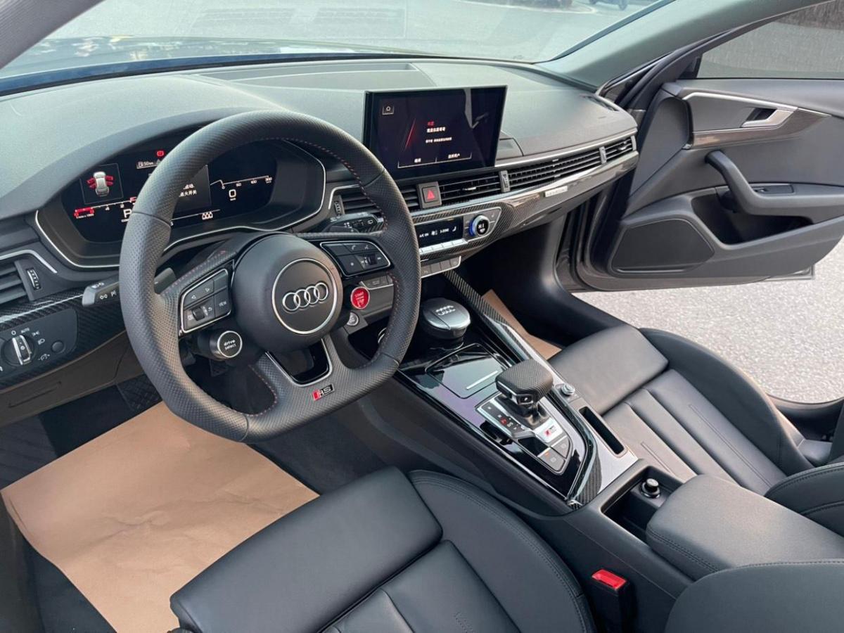 奥迪 奥迪a4  2021款 avant 先锋派 40 tfsi 时尚动感型图片