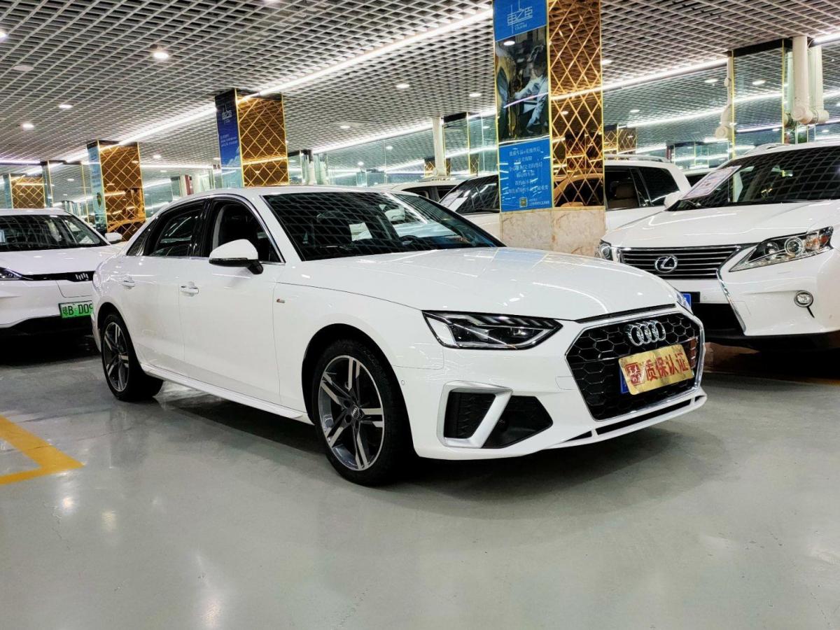 乌鲁木齐2021年3月奥迪奥迪a4l2021款40tfsi进享人生版白色自动档