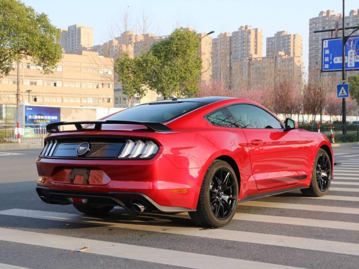 福特 mustang  2020款 23l ecoboost 黑曜魅影特别版图片