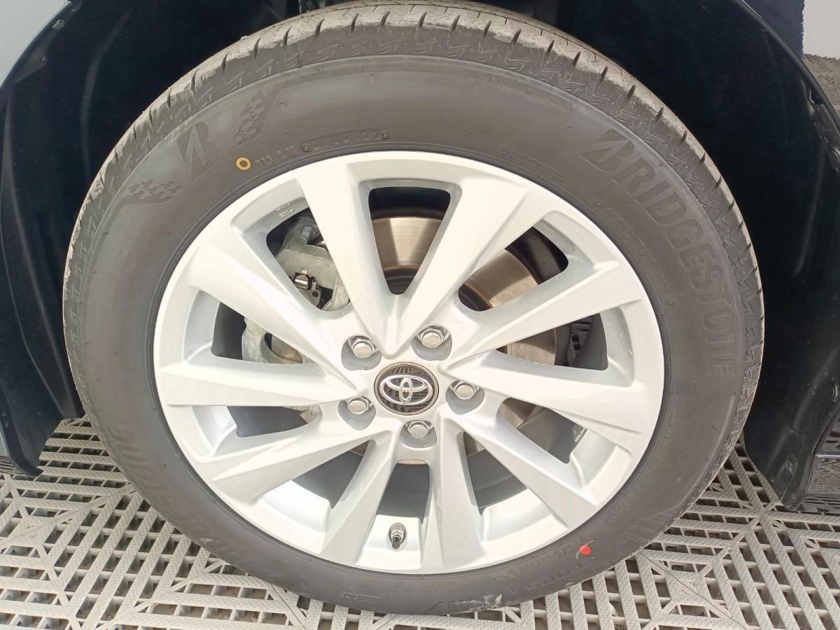 丰田 凯美瑞  2021款 2.0g 豪华版图片