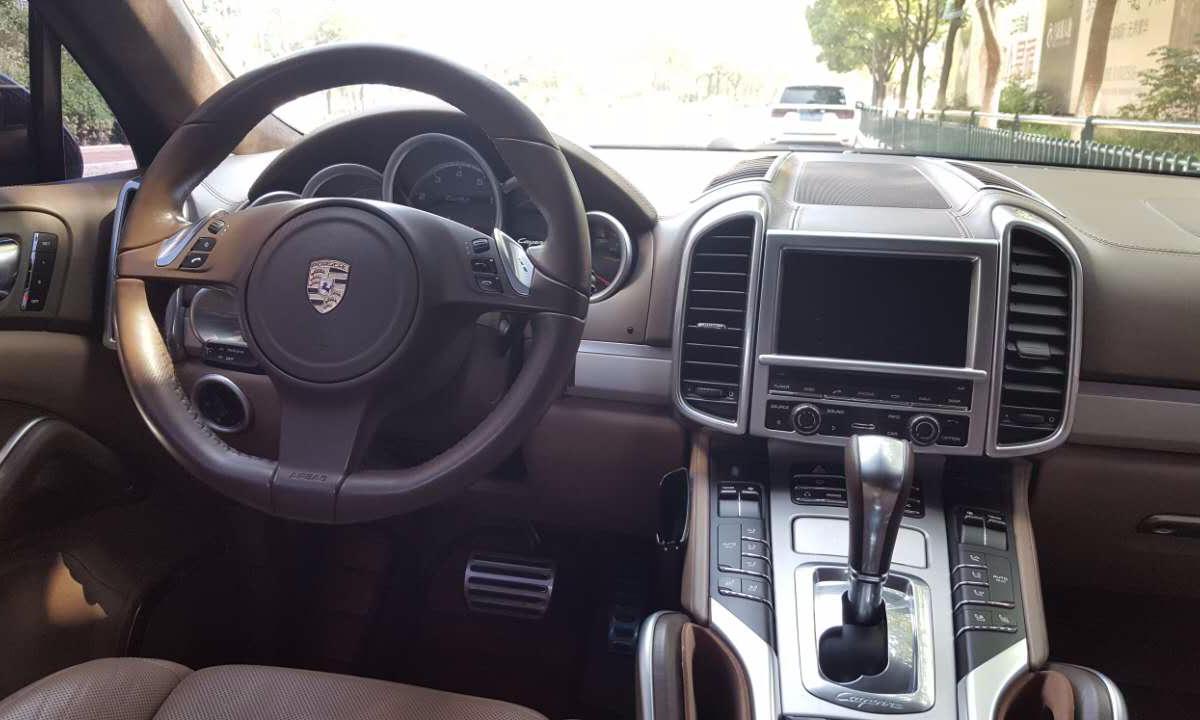 保时捷 cayenne  2013款 cayenne turbo s 4.8t图片