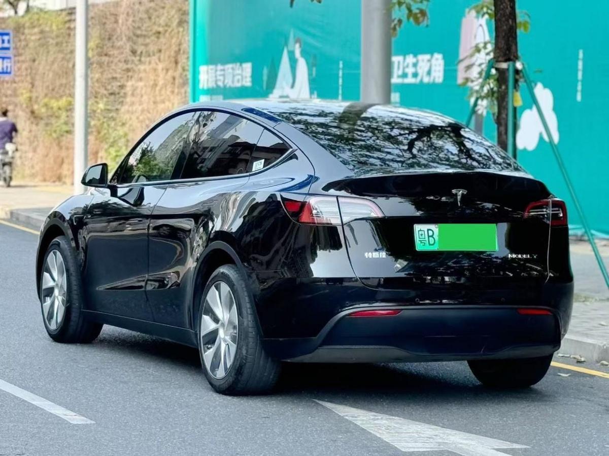 特斯拉 Model 3  2022款 改款 長(zhǎng)續(xù)航全輪驅(qū)動(dòng)版圖片