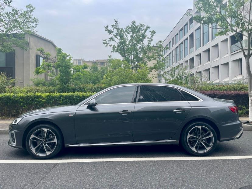 奧迪 奧迪A4L  2024款 40 TFSI 時(shí)尚動(dòng)感型圖片
