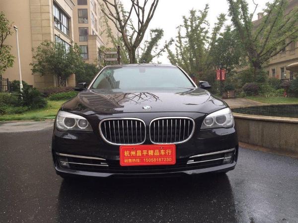 宝马 宝马7系  2013款 740Li 3.0T 豪华型