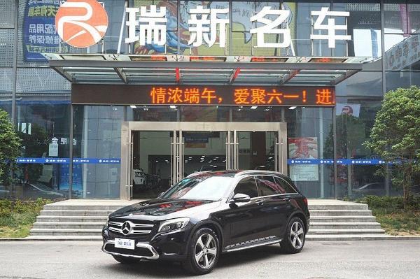 奔驰 奔驰GLC  2016款 GLC300 4MATIC 2.0T 动感型