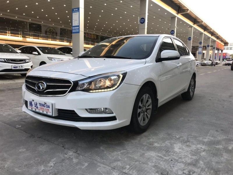 广州2017年4月东南v5菱致2017款15l手动新贵型白色手动挡