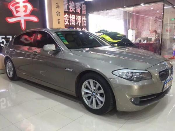 宝马 宝马5系  2011款 523Li 2.5L 豪华型