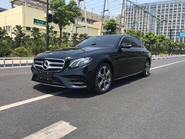 杭州2017年2月奔驰奔驰e级2017款e30020t运动版黑色手自一体