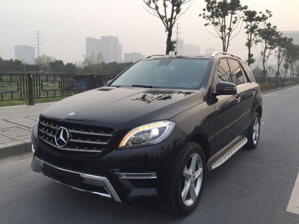 奔驰 ML级  2014款 ML320 3.0T 4MATIC