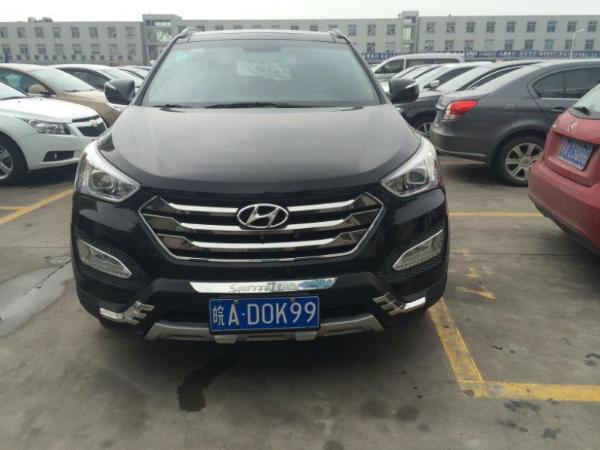 现代 胜达  2013款 新胜达 2.4 GLS 四驱智能型5座(改款)