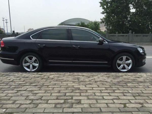 【宁波】2012年8月 大众 帕萨特 1.8tsi 至尊版 黑色 手自一体