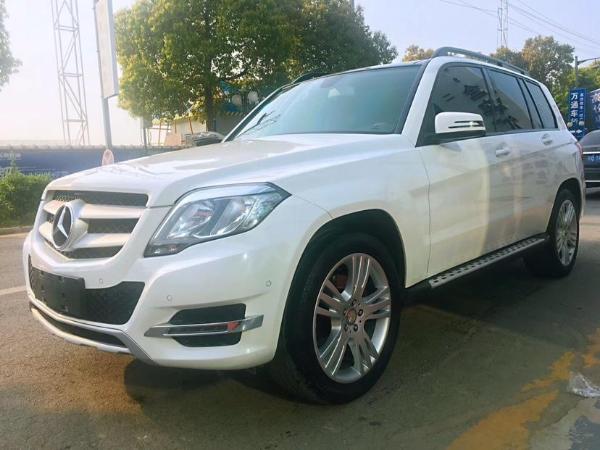 奔驰 奔驰GLK级  2015款 GLK260 2.0T 4MATIC 动感型 极致版