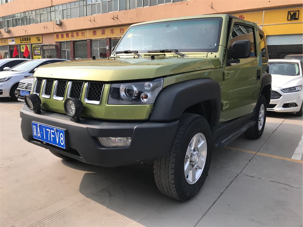 石家庄2014年05月北京bj402014款24l手动穿越版绿色手动挡