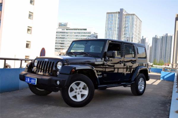 Jeep 牧马人 2014款 3.0L Sahara 四门版