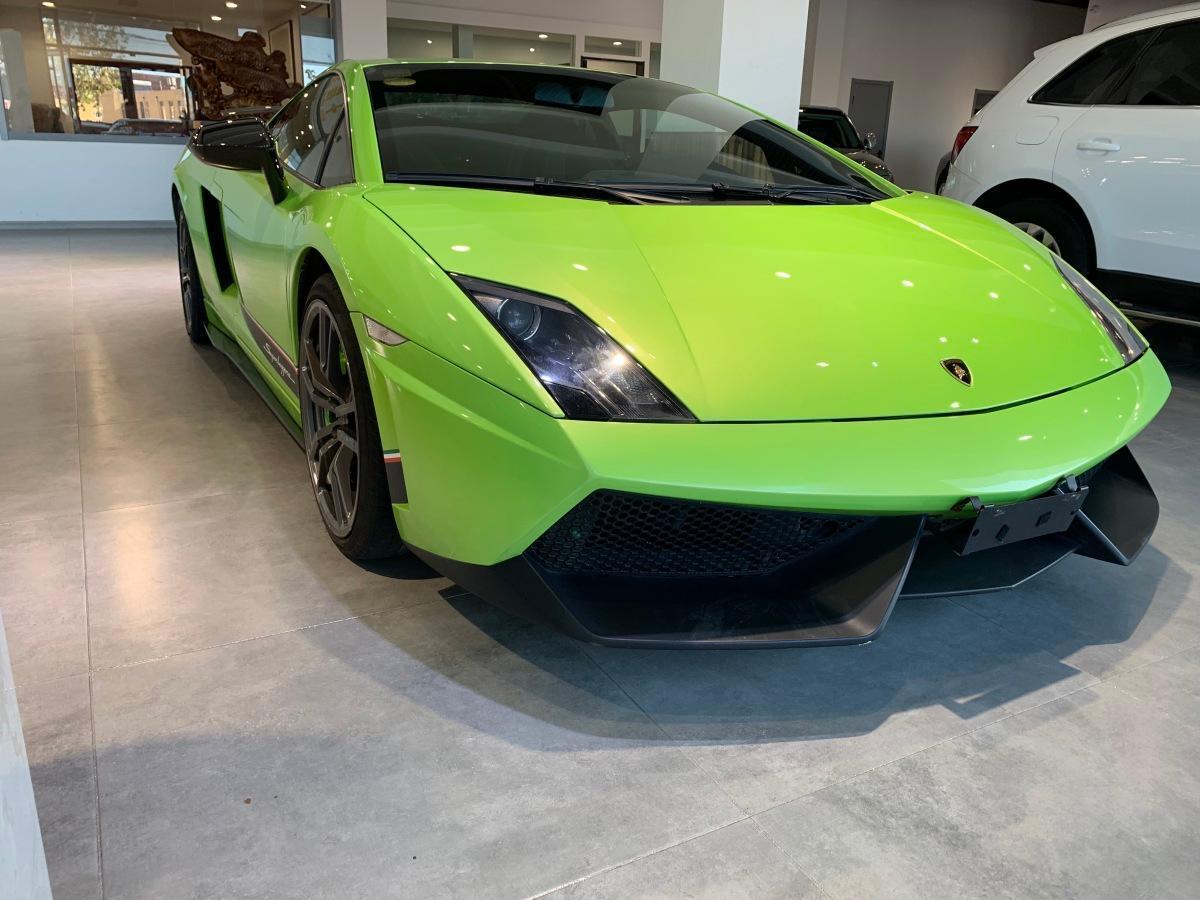 烟台2014年6月兰博基尼gallardo2011款lp5704superleggera绿色自动档