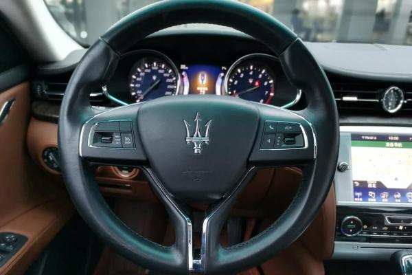 2017年1月玛莎拉蒂总裁2013款30t标准型