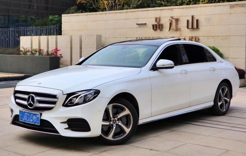 宁波2019年7月奔驰奔驰e级2019款e300轿跑车白色自动档