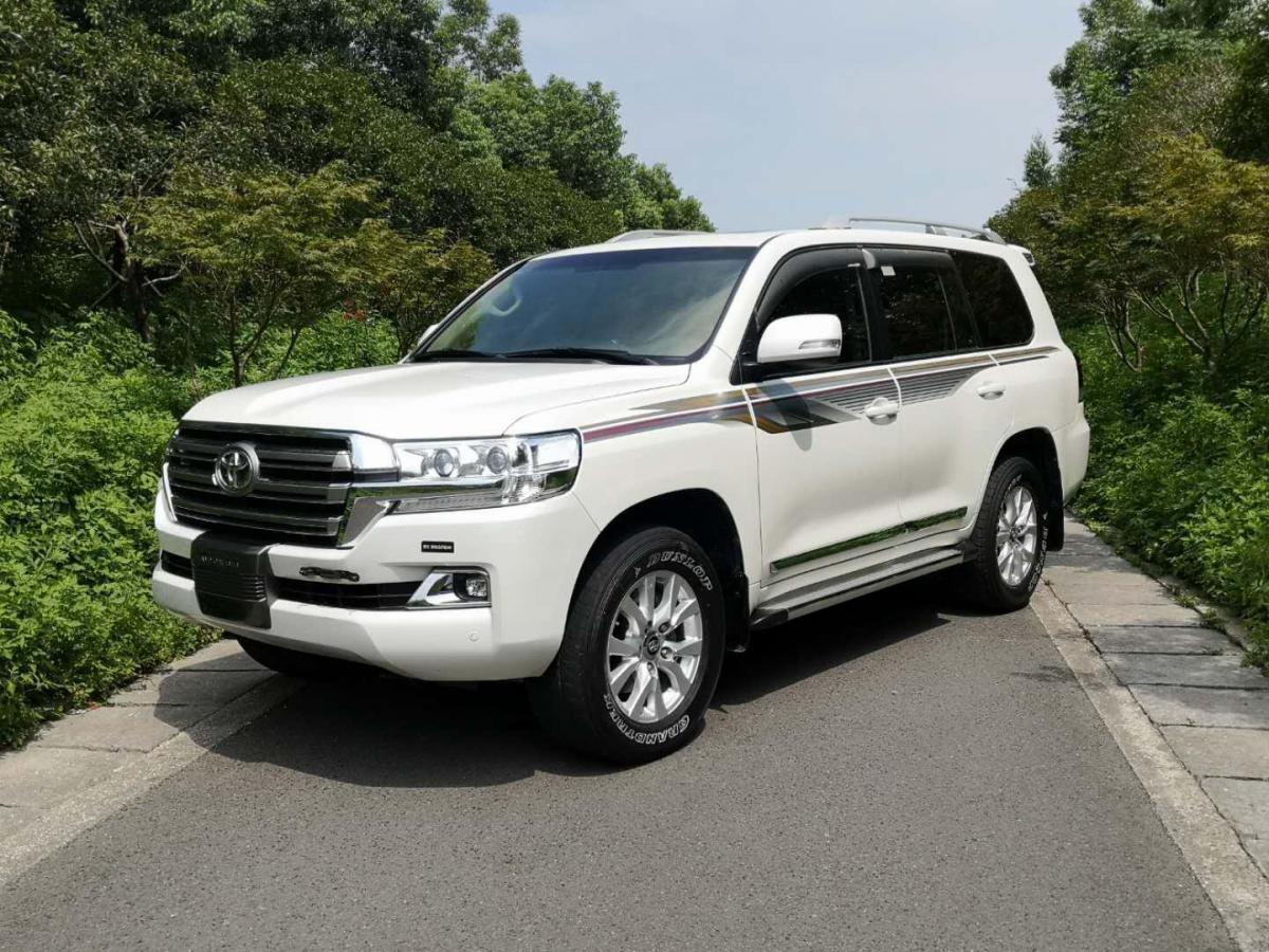 台州2017年7月丰田兰德酷路泽2017款46lgxr白色自动档