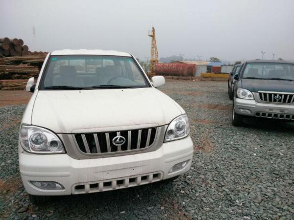 98万全新长丰猎豹扬子2.8t柴油皮卡优惠出售 白色 手动挡