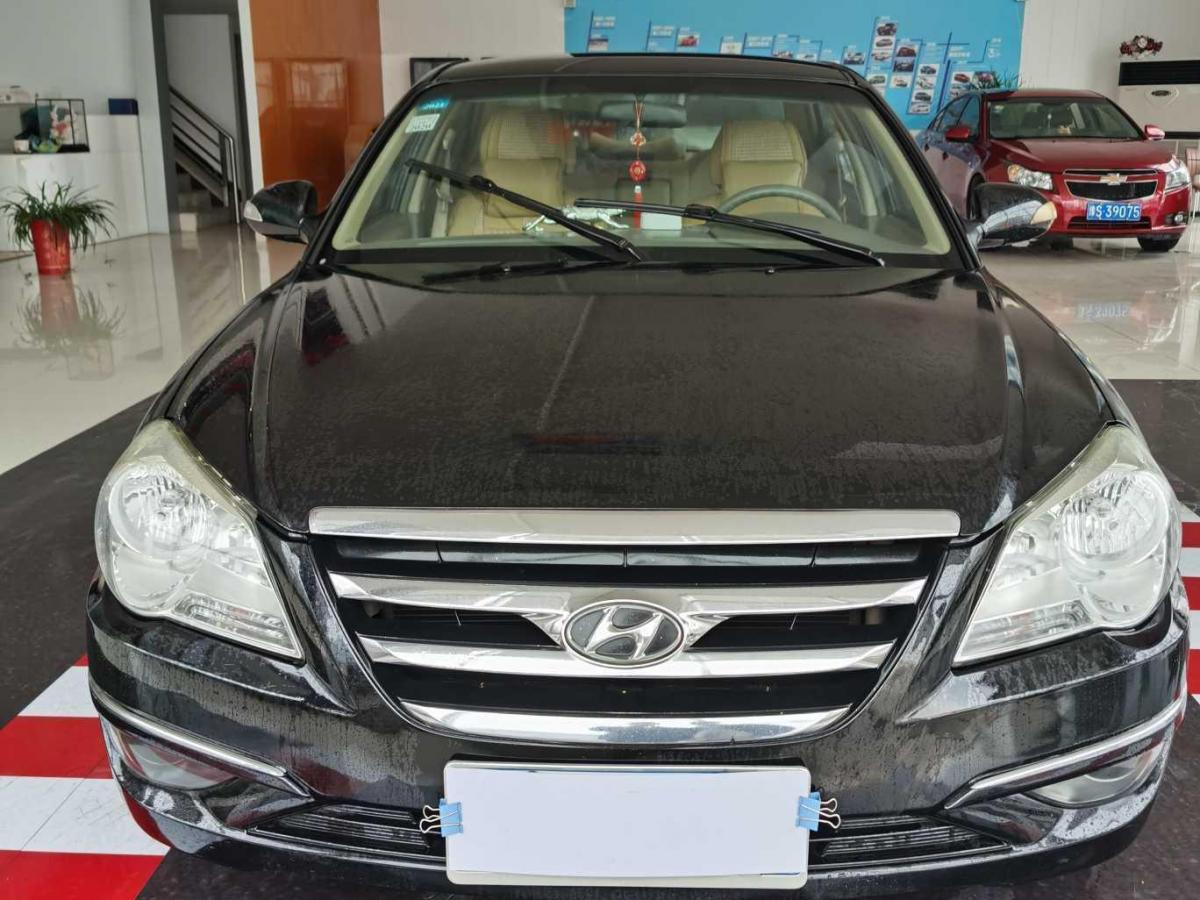 【信阳】2009年6月 现代 索纳塔 2009款 2.0l 舒适版 黑色 自动档