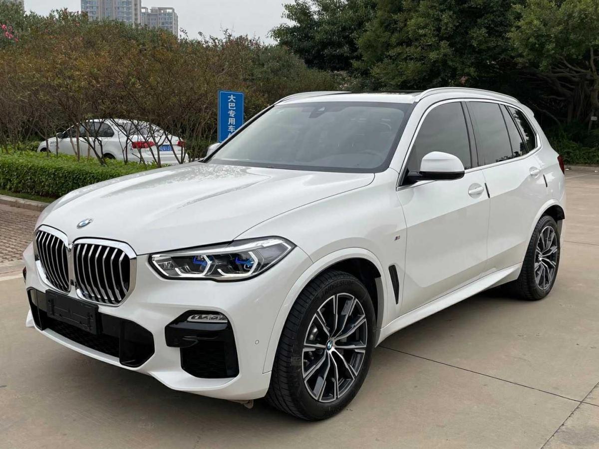 厦门2020年6月宝马宝马x52020款xdrive30im运动套装白色手自一体