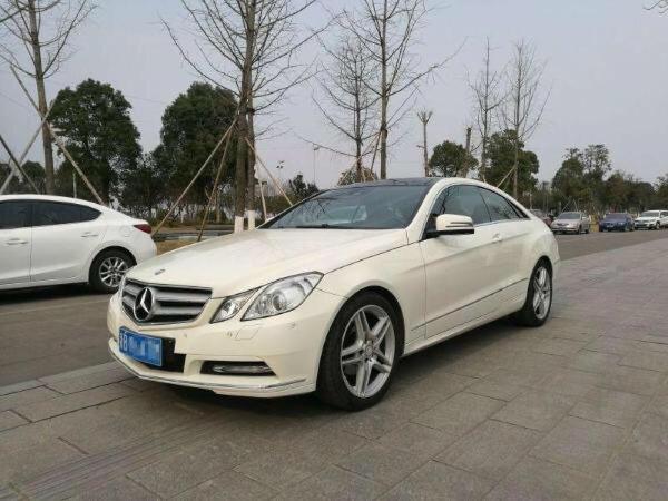 奔驰 奔驰E级  2012款 E260 CGI Coupe 1.8T