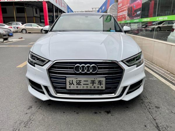 奥迪 奥迪A3  2019款 Sportback 35 TFSI 时尚型 国VI