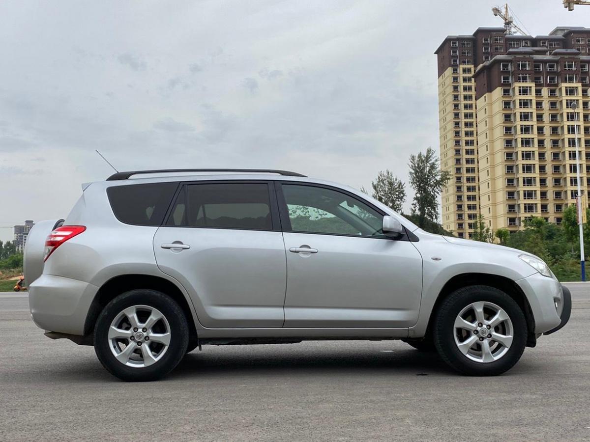 【三门峡】2010年10月 丰田rav4荣放 2010款 2.