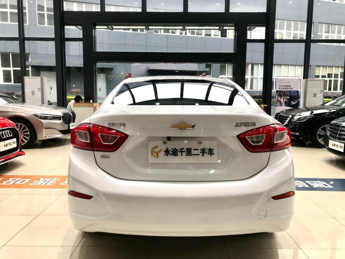 【成都】2019年6月 雪佛兰 科鲁兹 2018款 改款 320 手动先锋版 自动