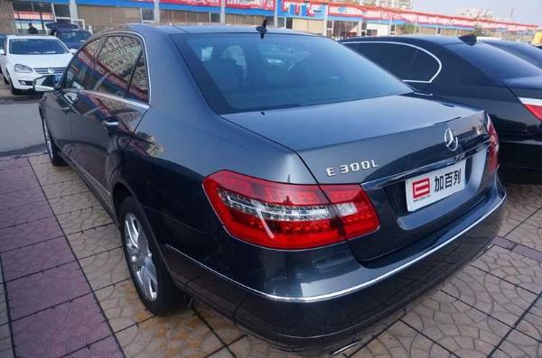 【北京】2010年12月 奔驰 e级 2011款 e300 l 3.0 尊贵型 自动档