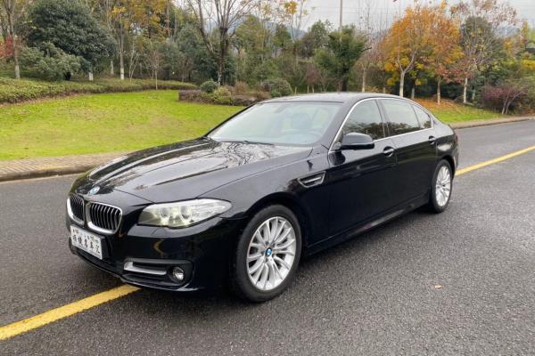 2016年12月宝马宝马5系2017款525li豪华设计套装