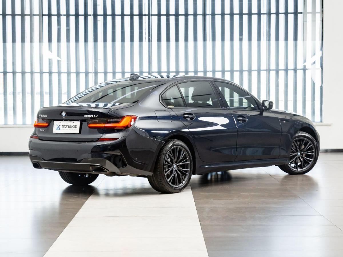 宝马 宝马3系  2021款 330li xdrive m运动曜夜套装图片