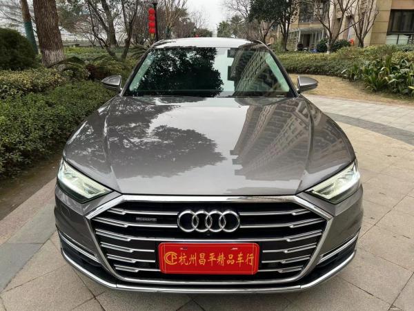 奥迪 奥迪A8  2018款 A8L 55 TFSI quattro投放版精英型