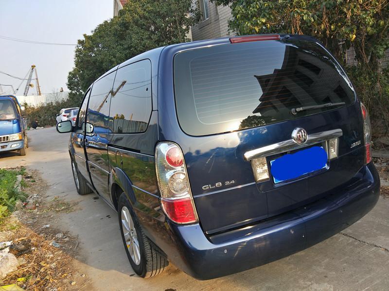 别克 gl8  2011款 2.4l ct舒适版图片