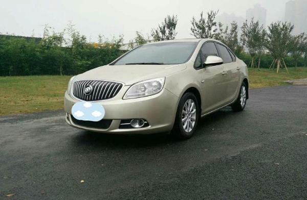 【湖南】2013年2月 别克 英朗 gt 1.6 进取版 香槟色 手动挡