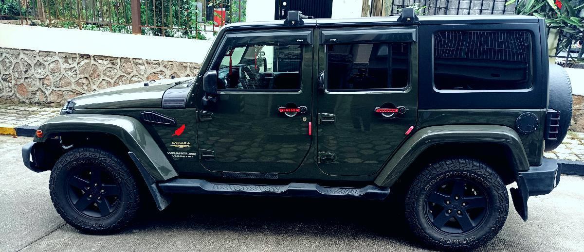 Jeep 牧马人  2015款 2.8TD Sahara 四门舒享版图片