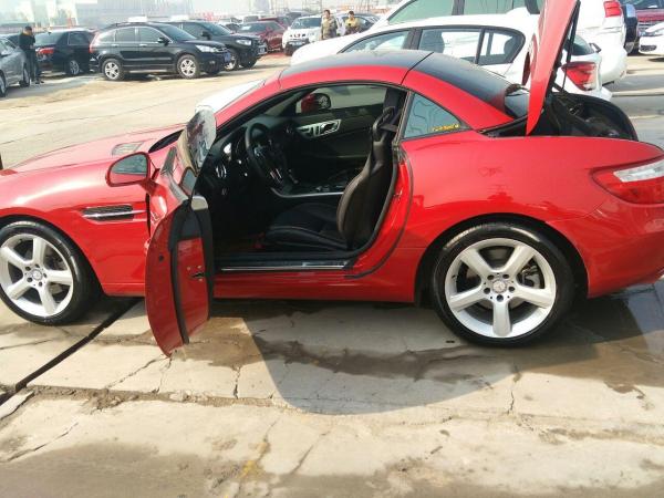 【郑州】2014年6月 奔驰 slk级 slk200 1.8t 碳纤维限量版 自动档