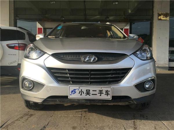 现代 ix35  2010款 2.0L 精英版