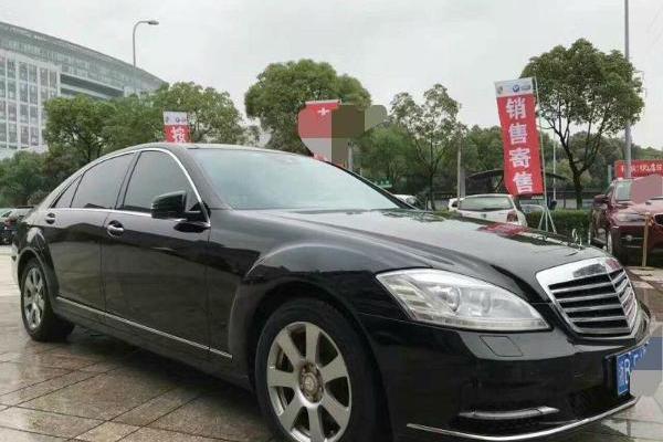 2011年8月奔驰奔驰s级2011款s30030