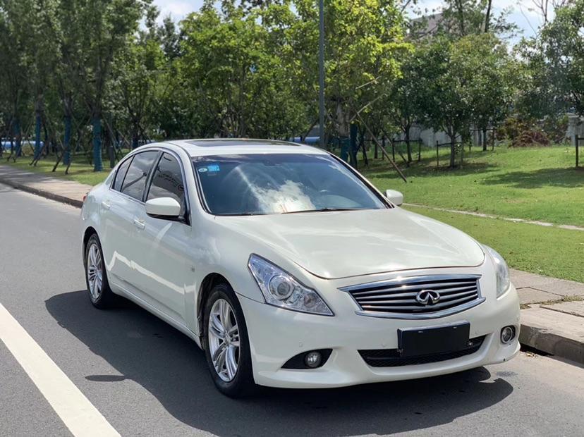 绍兴2012年8月英菲尼迪g系2013款g25sedan运动版白色手自一体