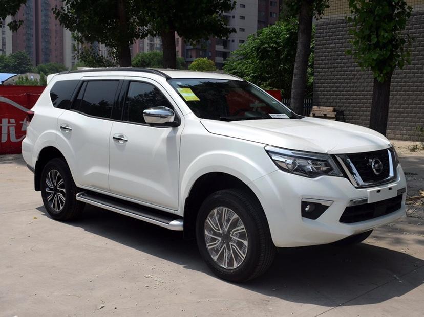 合肥2018年7月日产途达2018款25l自动四驱豪华版白色手自一体