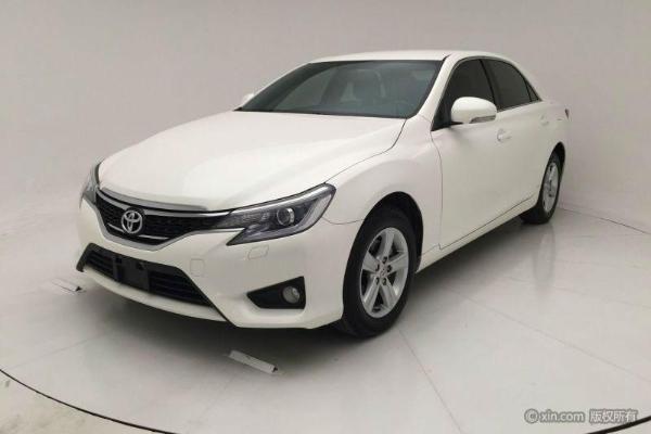 【宁波】2014年6月 丰田锐志-精品车 白色 白色 自动档