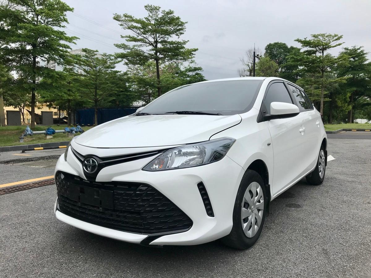 南宁2017年6月丰田威驰fs2017款15lcvt锋驰版白色自动档