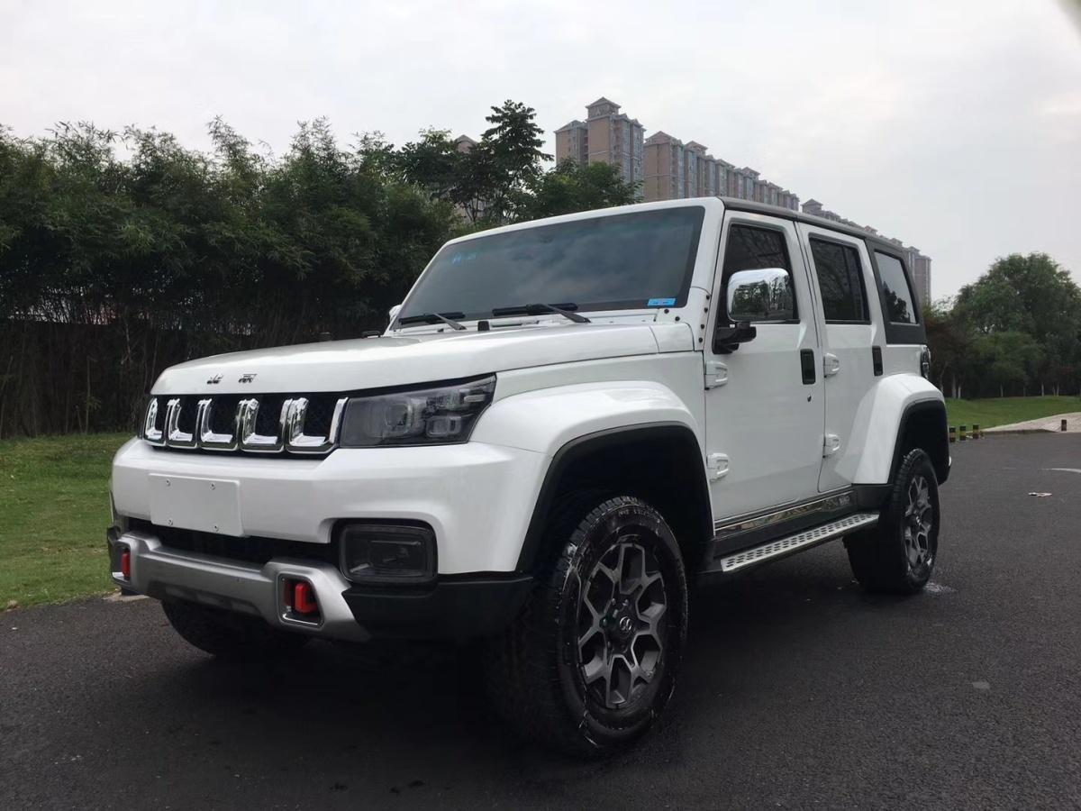 长沙2019年6月北京bj402018款plus23t自动四驱尊享版白色手自一体