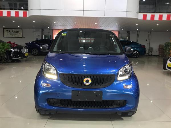 smart fortwo  2018款 1.0L 52千瓦硬顶灵动版