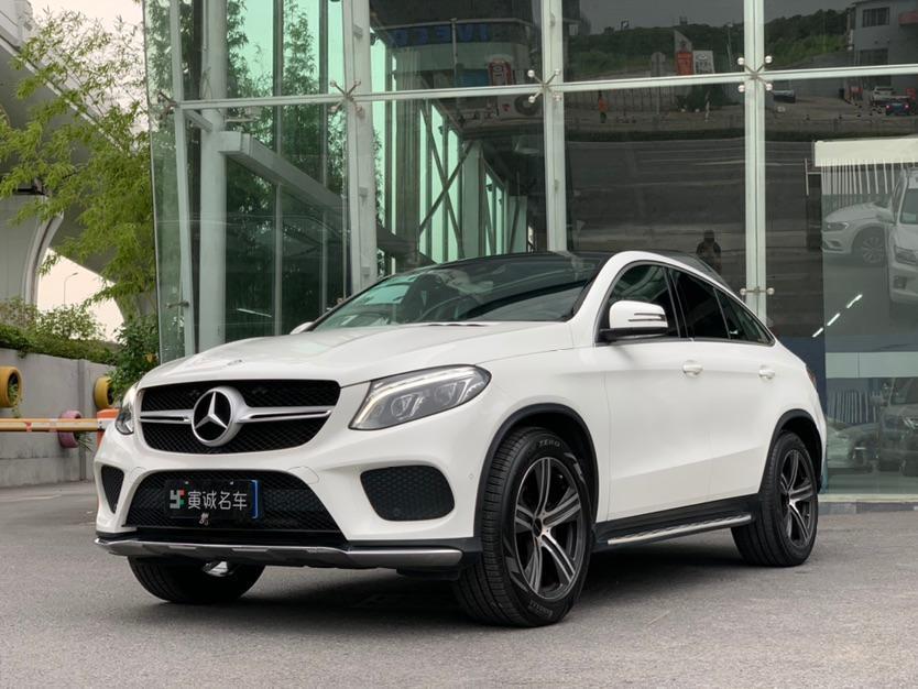 上海2017年3月奔驰奔驰gle轿跑2017款gle3204matic轿跑suv白色手自