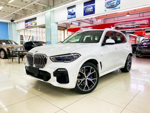 宝马 宝马X5  2019款 xDrive40i 尊享型 M运动套装