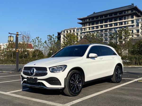 奔驰 奔驰glc 2020款 改款 glc 260 l 4matic 豪华型