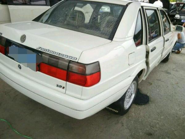 【哈尔滨】2001年8月 大众 桑塔纳 2000 1.8 gsi 时代超人 自动档