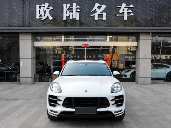 保时捷 Macan  2014款 Macan Turbo 3.6T